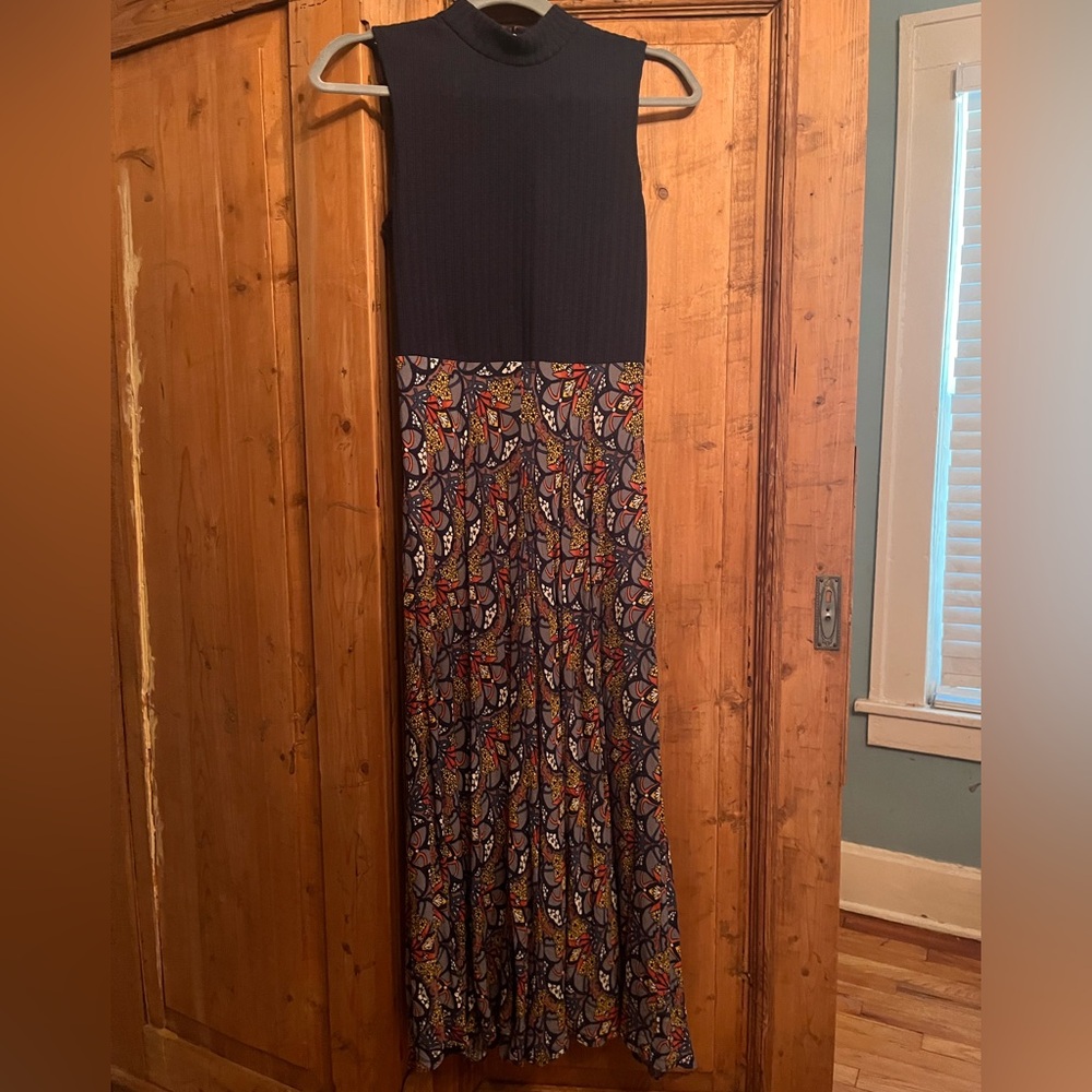 “Tiny” Brand / Navy sleeveless Dress with Multicolor Accents…Size XS